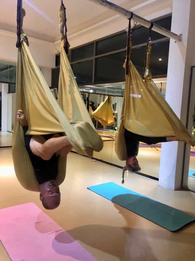 Aerial-yoga