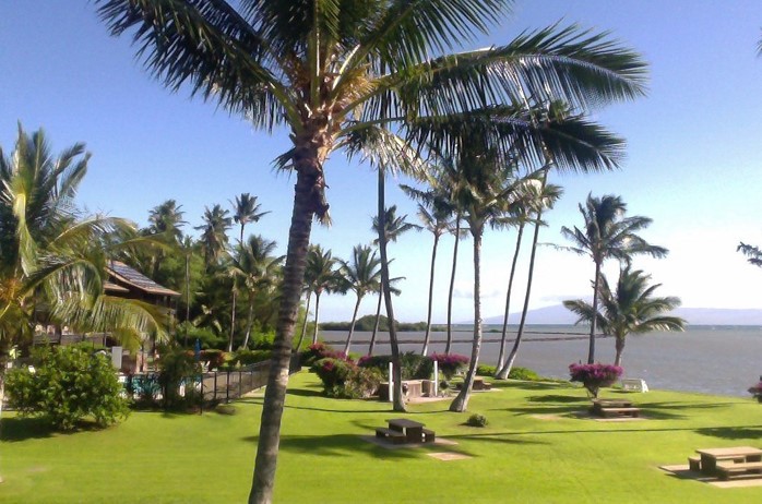molokai-shores-Hawaiian-honeymoon-resorts
