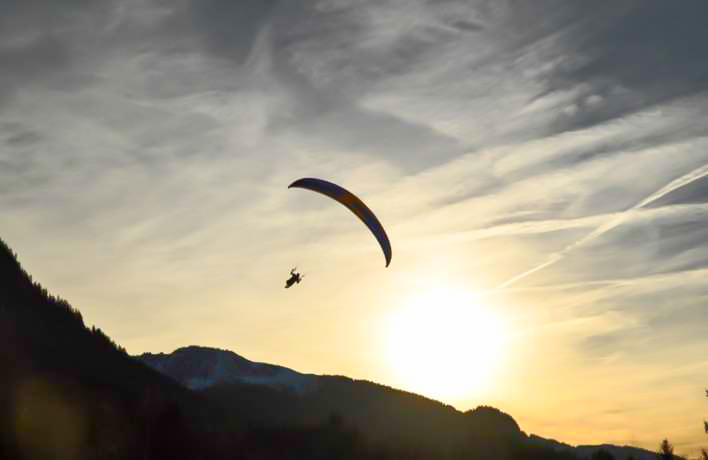 Paragliding - adventure activities in Himachal Pradesh