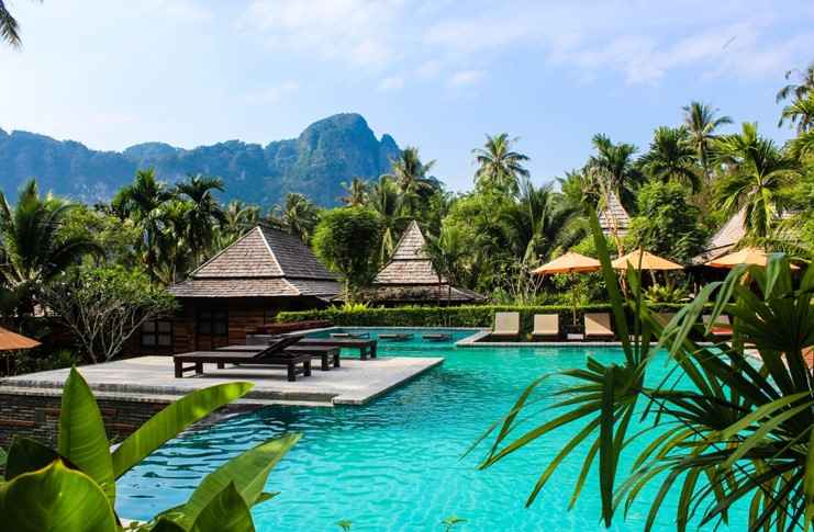 Luxury Travel Redefined: Beyond 5 Star Resorts & Restaurants